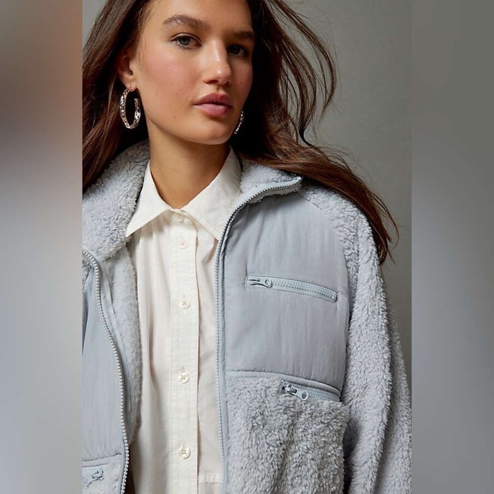 URBAN OUTFITTERS chuck fleece zip up - Picture 2 of 9